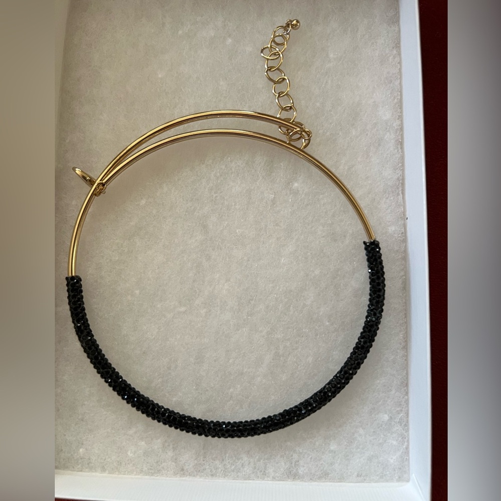 Carol Dauplaise Pave’ Collar Necklace, Goldtone/Dark Beads, size 14” New